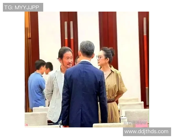 球星炫技大赏全面展示绿茵场上的绝妙技巧与华丽瞬间