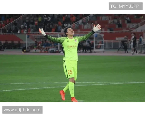 足球守门员球星的成长历程与传奇表现：从默默无闻到世界级守护者的蜕变之路